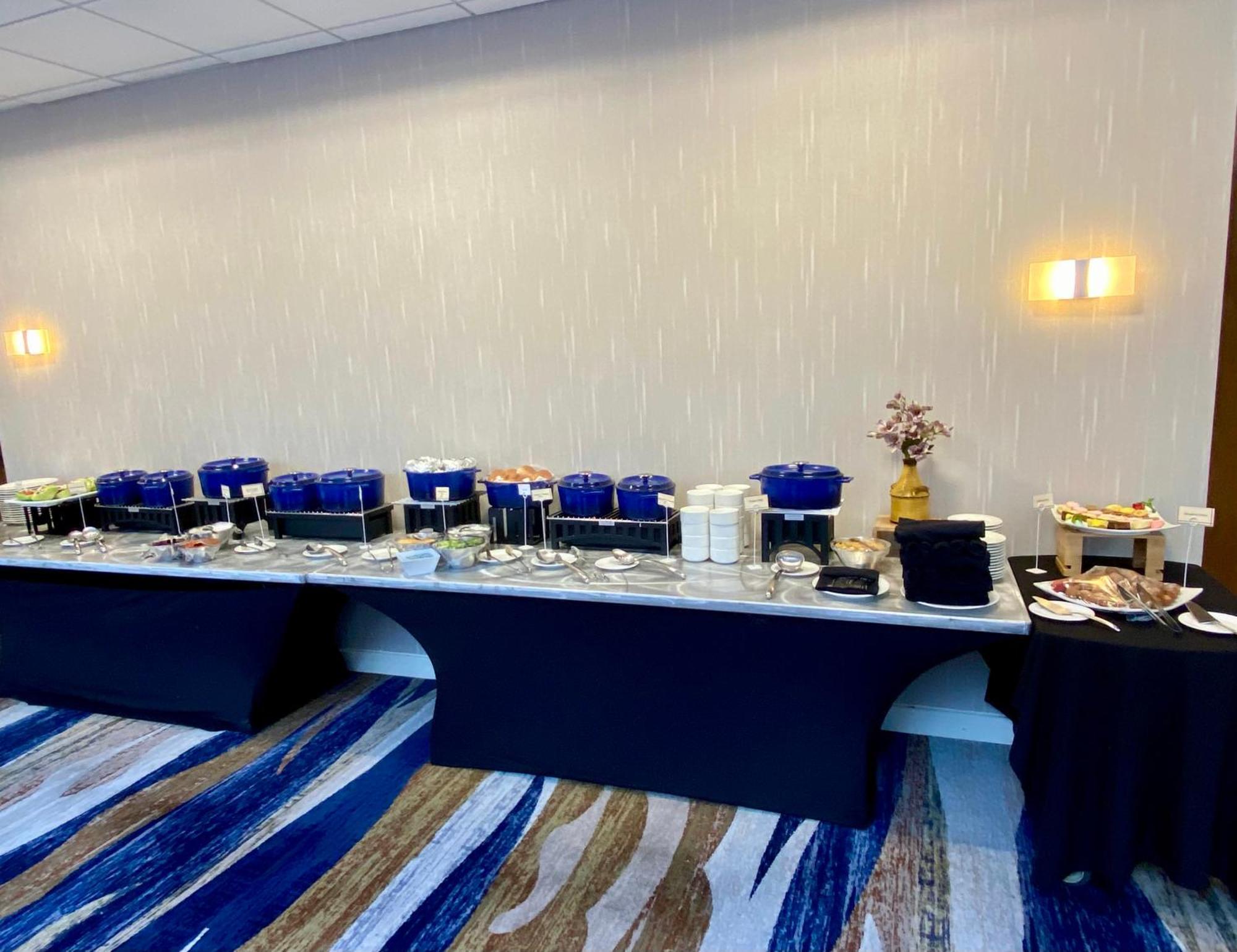 Hilton Houston North Hotel Buitenkant foto