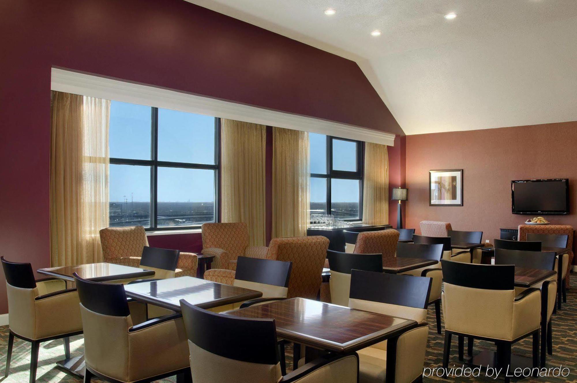 Hilton Houston North Hotel Buitenkant foto